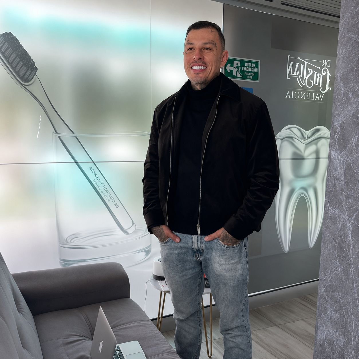 Clínica dental del Dr. Cristian Valencia en Armenia, Quindío, Colombia